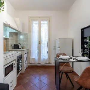 A Due Fermate Dal Colosseowi-fi & Netflix Gratis , Roma Italia